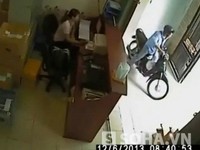 "Bộ đôi" siêu trộm tại Long Biên bị 142 tóm gọn