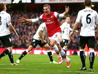 BẢN TIN TỐI 20/4: Ở lại Arsenal, Walcott đánh cược với tương lai