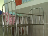 Bệnh viện Phụ sản Hà Nội: Gia đình các bé nói bệnh viện 'nuốt lời'(!?)