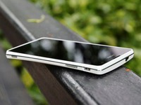 Xperia Z Ultra chính thức ra mắt: Màn hình Full HD 6,44 inch, chip 2,2 Ghz, pin 3.000 mAh