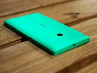 Sau X và X+, Nokia XL ra mắt với giá hơn 3 triệu đồng