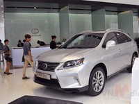 Bán mỗi xe Lexus RX350 lãi 250 triệu đồng