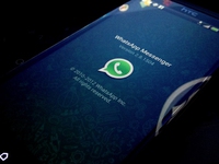 Cổ phiếu Facebook sụt giảm sau thông tin thôn tính WhatsApp