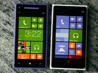 Bị xe tải cán, Lumia 920 vẫn hoạt động