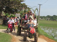 "Dàn siêu xe công nông" tưng bừng đi rước dâu ở Nghệ An