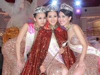 Hoa hậu Hong Kong bị nghi dự "tiệc thác loạn"