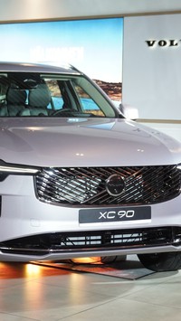 Volvo XC90 2026 ra mắt Việt Nam: Giá “mềm” hơn Lexus RX, trang bị ra sao?