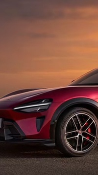 “Quái thú” Xiaomi YU7 GT ra mắt: SUV điện gần 1.000 mã lực, chạy 705km/sạc