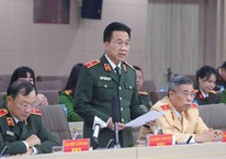Bộ Công an trả lời về chế độ cho cán bộ tự nguyện xin nghỉ, giảm chức vụ để tinh gọn bộ máy