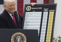 Tòa án Mỹ chặn thuế đối ứng, Tổng thống Donald Trump lập tức hành động