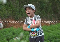 Con trai Hoàng Bách khóc lóc trong tập 4 Bố ơi! Mình đi đâu thế!