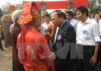 "Phú Thọ cần loại bỏ tục lệ đập trâu đến chết trong lễ hội"