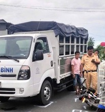 Vụ nổ súng ở Vĩnh Long: Nguyên Trưởng Công an huyện khẳng định không có quan hệ với tài xế xe tải