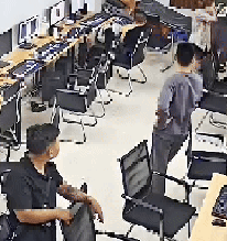 Tạm đình chỉ công tác cán bộ công an phường bị tố đánh cô gái