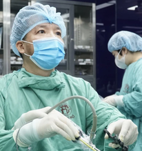 Vị bác sĩ Việt làm chủ kỹ thuật chỉ 2 nước trên thế giới thực hiện được khiến người Úc phải khâm phục