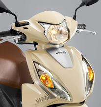 Giá xe máy Honda đồng loạt giảm sâu, có mẫu rẻ hơn giá đề xuất tới 10 triệu đồng