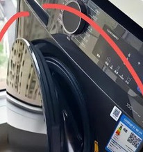 1 SAI LẦM khi dùng máy giặt khiến quần áo "hôi như cú", âm thầm tích tụ "ổ vi khuẩn" viêm da