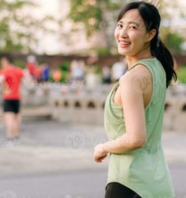 Đi bộ là "liều thuốc trường sinh" tốt nhất, nhưng có 2 kiểu đi bộ chẳng khác nào "bức tử lá phổi", giảm chức năng hô hấp
