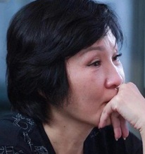 Hồng Đào bị một đồng nghiệp nói: "Chị xong rồi"