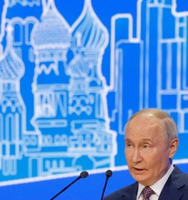 Tình báo Mỹ: Tổng thống Nga Putin đổi mục tiêu trong cuộc chiến ở Ukraine, đàm phán xoay chiều