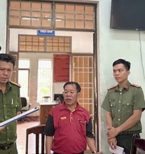 Bắt tạm giam Lê Khánh Hoàng
