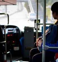 Đi 400km về quê nghỉ lễ, đến cổng tôi nghe bố nói 1 câu, lập tức bắt xe quay lại thành phố trong đêm: Đau quá!
