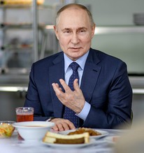 Tổng thống Putin thừa nhận Nga đang thiếu hụt thứ quan trọng: Giá cả tăng "chóng mặt" nhất trong 23 năm