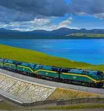 Chuyến tàu chạy gần 2000km, đi mất 2 ngày: Du khách nhận xét "Như một giấc mơ"