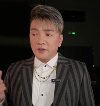Đàm Vĩnh Hưng: “Tôi gọi điện cho một sếp ở bên Ý, được anh ấy bảo kê hết”