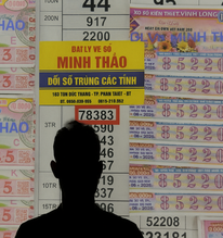 Chàng trai Bình Thuận tìm kiếm người bán vé số dạo sau khi nhận kết quả sổ xố ngày 27/6