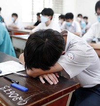 NÓNG nhất lúc này: Thầy giáo mỉa thí sinh thi lớp 10 "học cho lắm rồi cũng đi làm thuê", Hiệu trưởng đã lên tiếng!