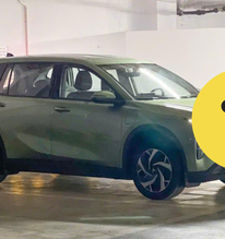 VinFast Limo Green lộ diện ngoài đời, ảnh tràn ngập mạng xã hội: Thiết kế của xe do người Việt làm 100%