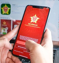 Hàng triệu người đang đổ xô vào "siêu ứng dụng" VNeID để làm việc này
