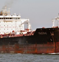 Nga và Iran đã cho thế giới thấy 'Trừng phạt dầu mỏ' thực sự là gì