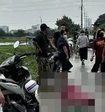 Người phụ nữ nghi bị sét đánh tử vong ở Hà Nội