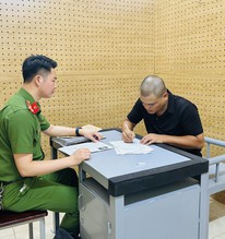 Nguyễn Tiến Vũ đã ra đầu thú
