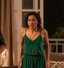 Chồng tôi cứ đêm đến là sang phòng con gái lớn ngủ, tôi nghi ngờ và gắn camera, kết quả khiến tôi nôn thốc