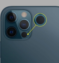 Rất nhiều người sẽ không biết "lỗ tròn màu đen" nằm dưới camera iPhone này dùng để làm gì