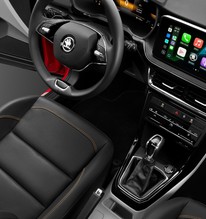 Ở Việt Nam có xe ngang cỡ Yaris Cross, khung gầm dùng thép siêu cường lực, Global NCAP 5 sao, giá ra sao?