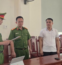 Bắt tạm giam hiệu trưởng Vũ Ngọc Liêm