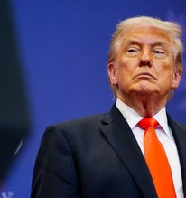 Ông Trump nêu lý do yêu cầu các nước châu Âu phải trả 350 tỷ USD