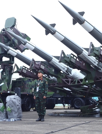 Ngoài mức lương tới 234 triệu đồng/tháng, chức vụ quan trọng ở Bộ Quốc Phòng, Bộ Công an có đãi ngộ gì?