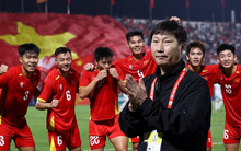 “Đấu Lào, chỉ mong các cầu thủ Việt Nam lành lặn là tốt rồi, thắng 2-3 bàn là đủ!”