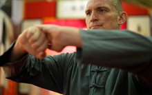 Người đàn ông bỏ cuộc sống châu Âu, tới quê Diệp Vấn học võ Trung Quốc