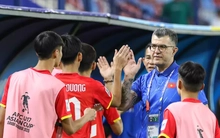 HLV Roland thận trọng khi nhận xét về các đối thủ ở cùng bảng đấu