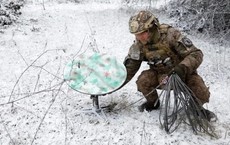 Binh sĩ Ukraine: Lính Nga sẽ tìm ra bạn nếu dùng Starlink quá lâu