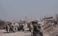 Mỹ bất ngờ "chuyền quả bóng hỗn loạn Syria" sang Nga-Thổ-Syria-Iran: Cú đâm chết người
