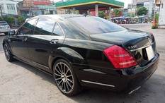 Thị trường ô tô cũ tấp nập dịp cuối năm, Mercedes S Class giá chỉ vài trăm triệu