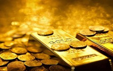 Giá vàng tiếp tục trượt khỏi vùng đỉnh, giảm cực mạnh,  "bốc hơi" hàng triệu đồng mỗi lượng