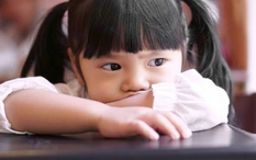 Điều ngớ ngẩn nhất của 1 người mẹ là vô tư tiết lộ 4 bí mật sau của con với người ngoài!